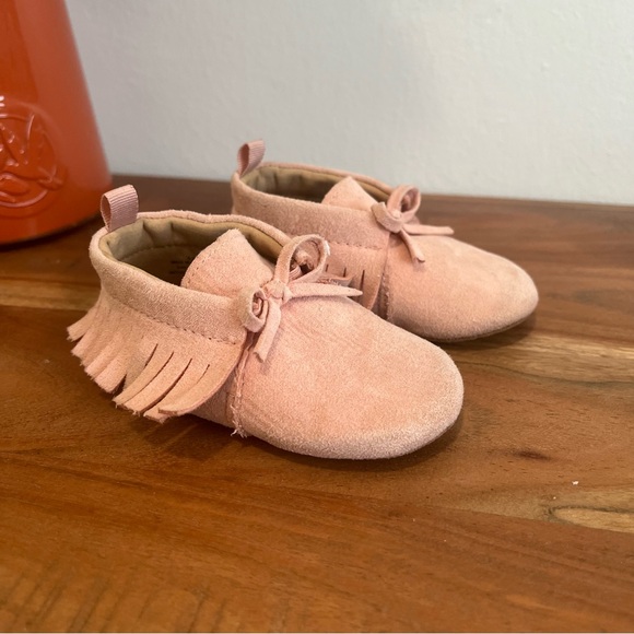 Baby girl Shoe bundle lot - Picture 5 of 8